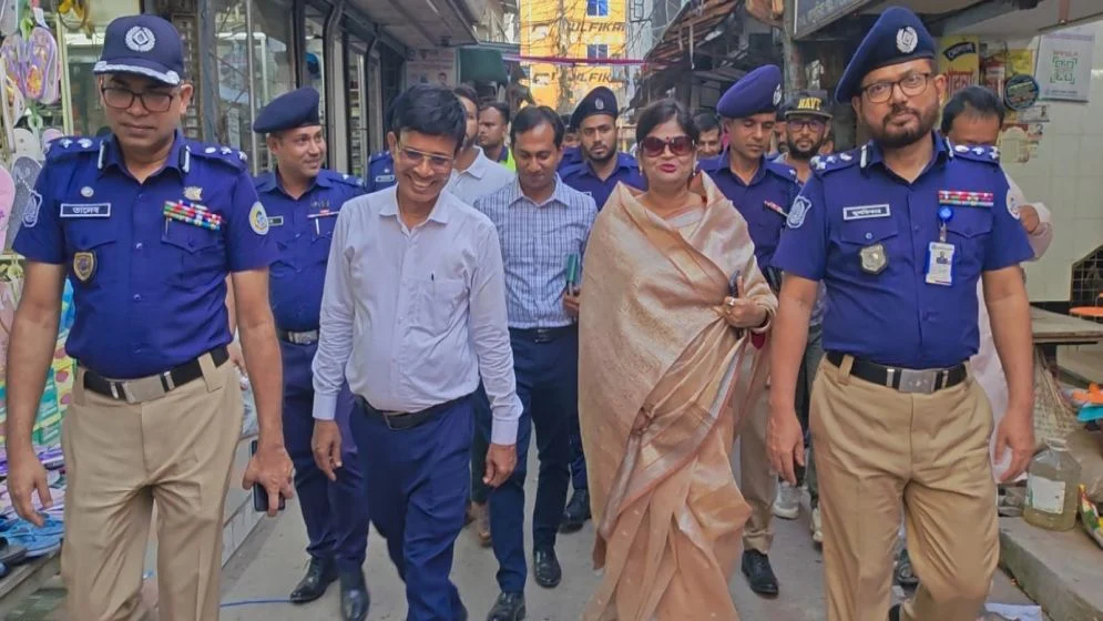 ‘মসজিদ-মন্দিরে জুতা চোরদের ধর্মীয় অনুভূতি কাজ করে না’