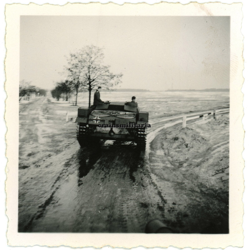 Orig. Foto Sturmgeschütz StuG III Panzer der StuG.Abt.203 in Lager JÜTERBOG 1941