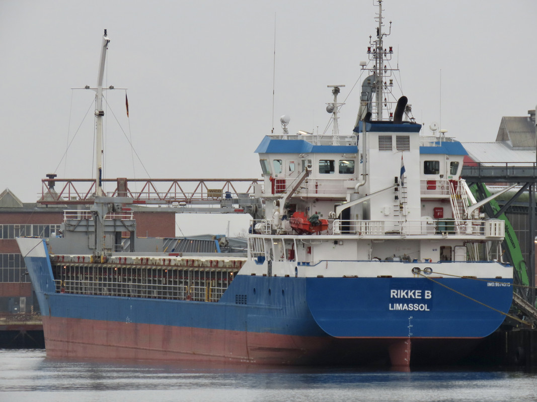 9CA47DBF-D144-4A3B-9F1D-B0B3FFF1DEF3