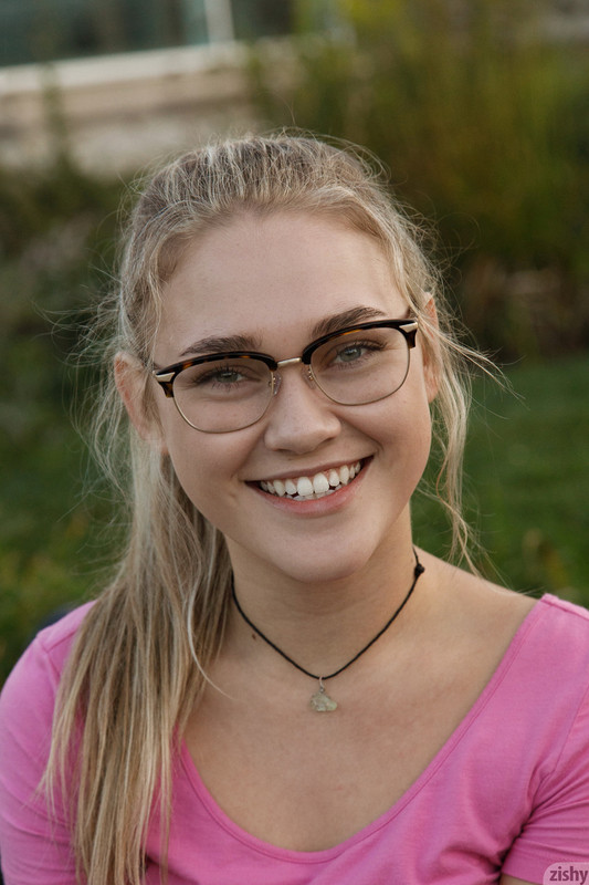 full_001_0945261334449822