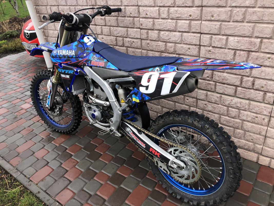 7C6EEBB1-CF46-44D3-BE19-CE72023C1470