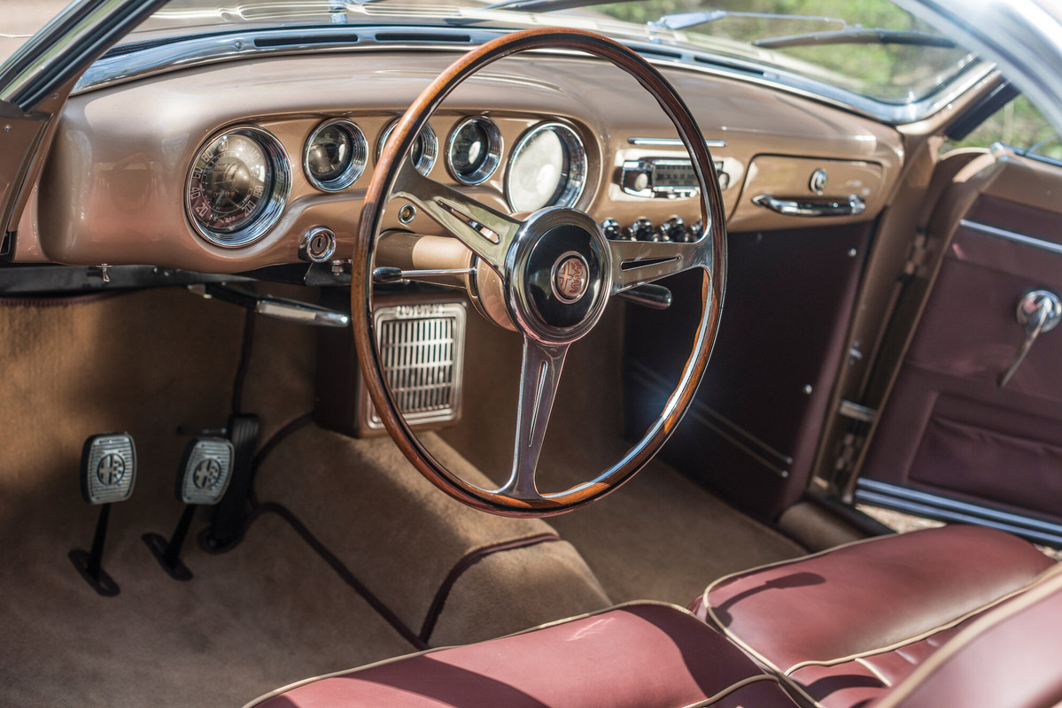 Альфа Ромео 1900 5