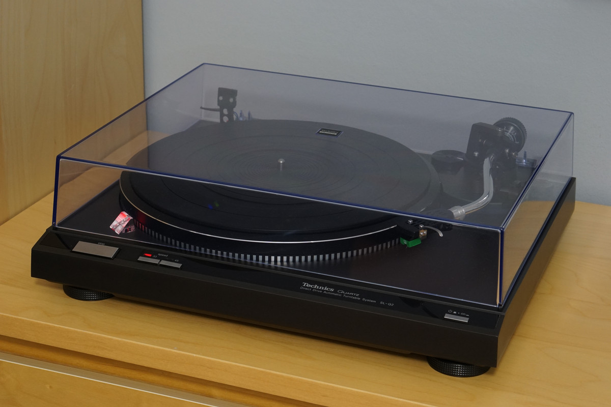 [Bild: Technics-SL-Q2-1.jpg]