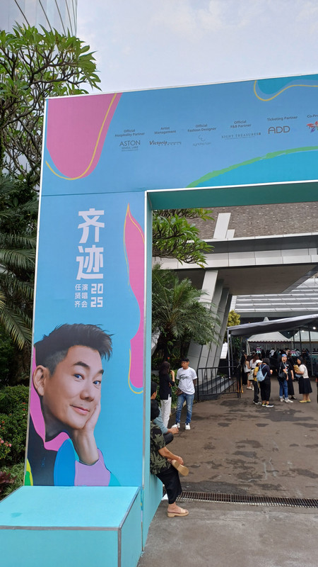 [問卦] 任賢齊在印尼開演唱會也超多粉絲啊？