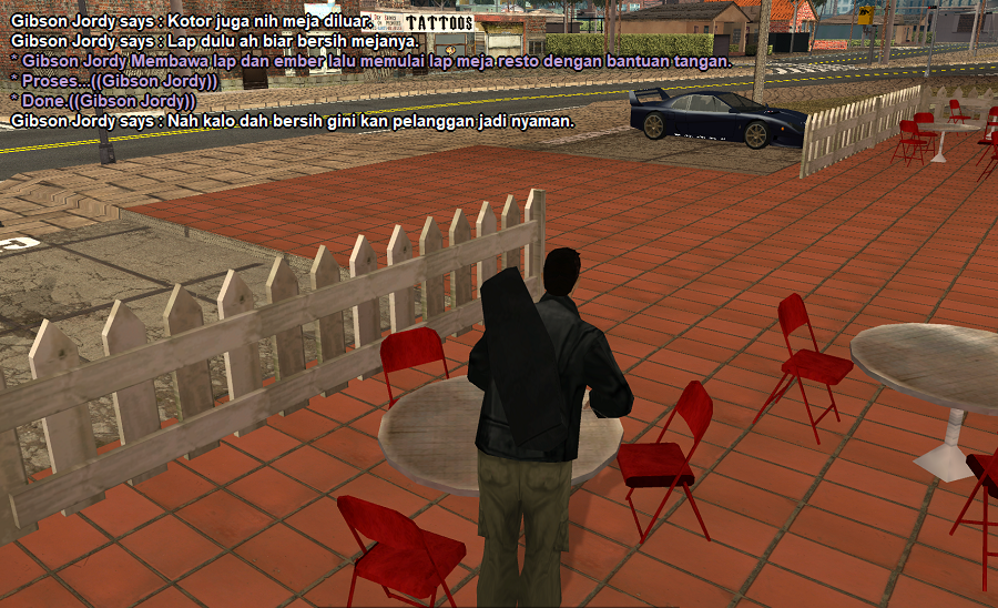 Membersihkan-Meja-Outdor-Resto.png