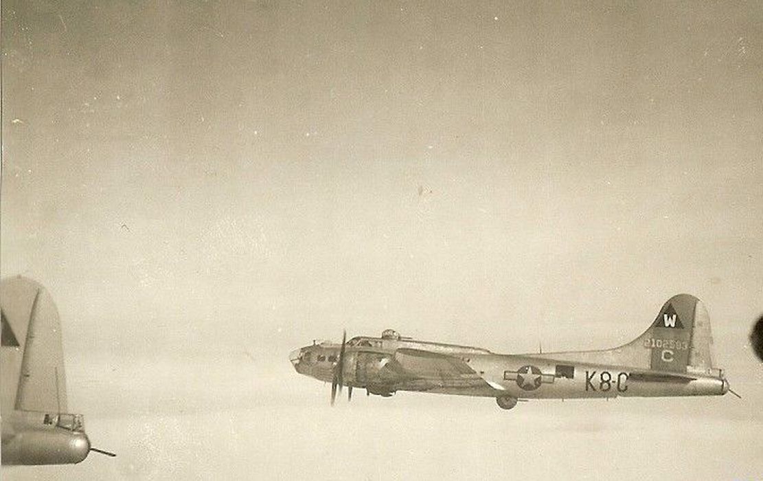 398th Bomb Group B-17 Bomber (#42-102593)