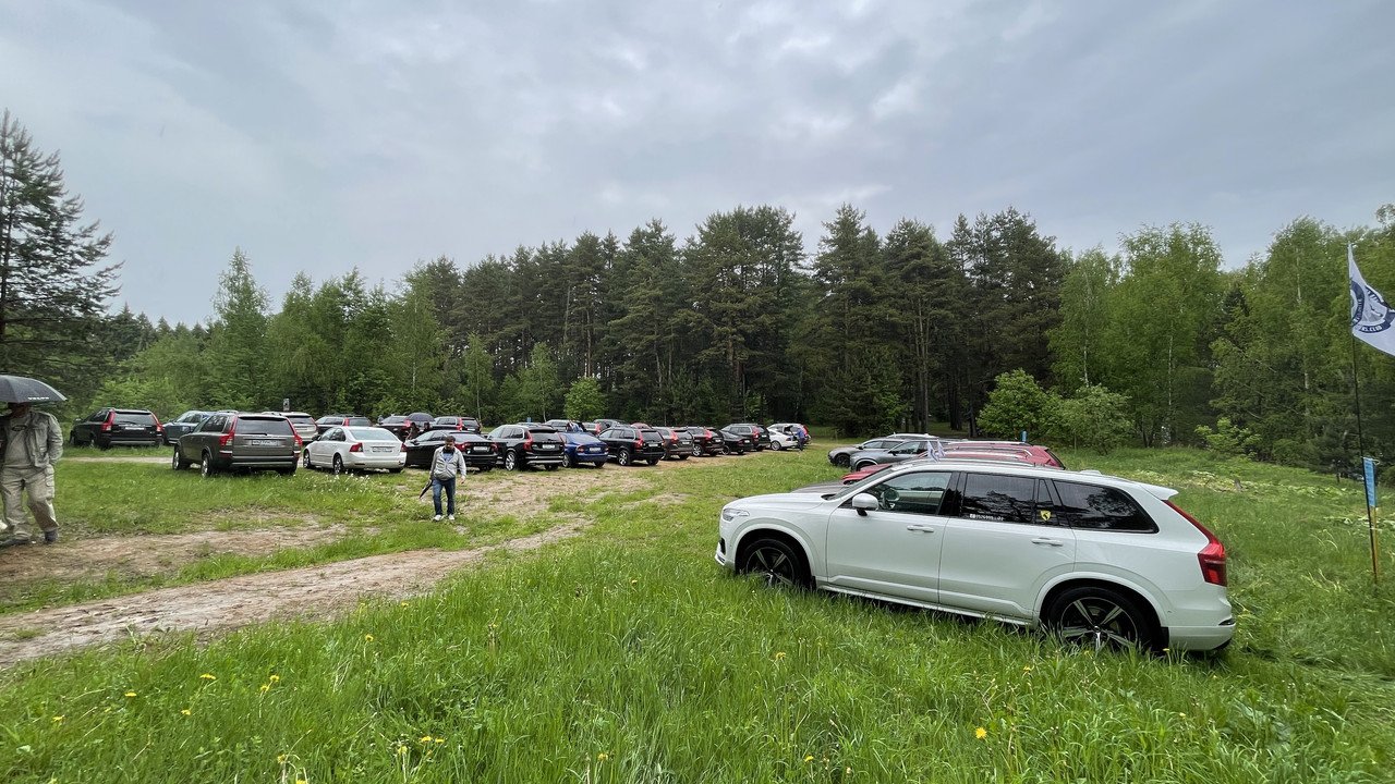 DAC6B8BA-69AD-4F4B-A905-DD943B760EA4