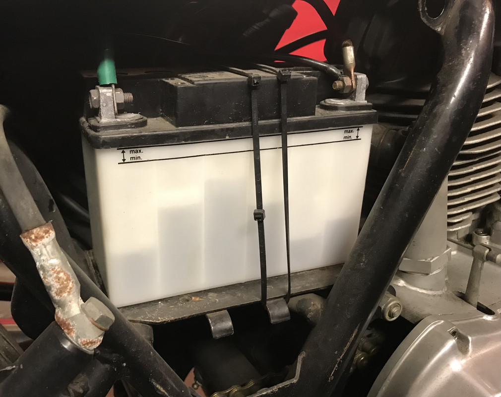 D0D79215-1FFB-4FFF-BC8D-D7B1585E9BBC