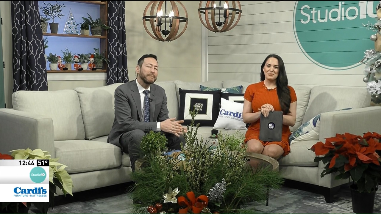 12.14 - 17.30.00 - Studio 10. A look at the latest in entertainment, ....ts_snapshot_16.33.759