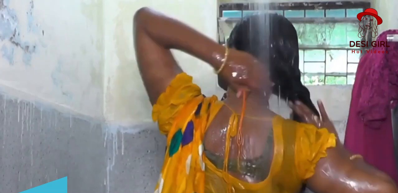 [Image: Desi-Indian-Girl-Hot-Bathing-2021-Desi-G...0-0003.jpg]
