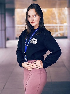 5a5372cf85600a21ca7b6411.jpg