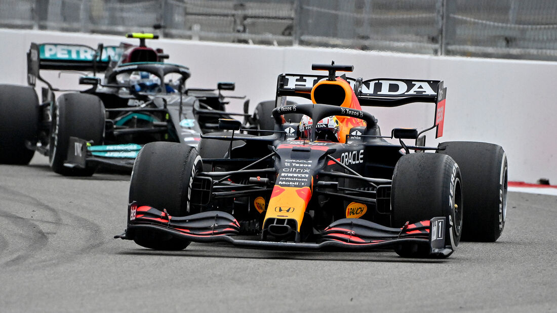 Max-Verstappen-Red-Bull-GP-Russland-2021-Sotschi--169Gallery-935b8fe1-1835602