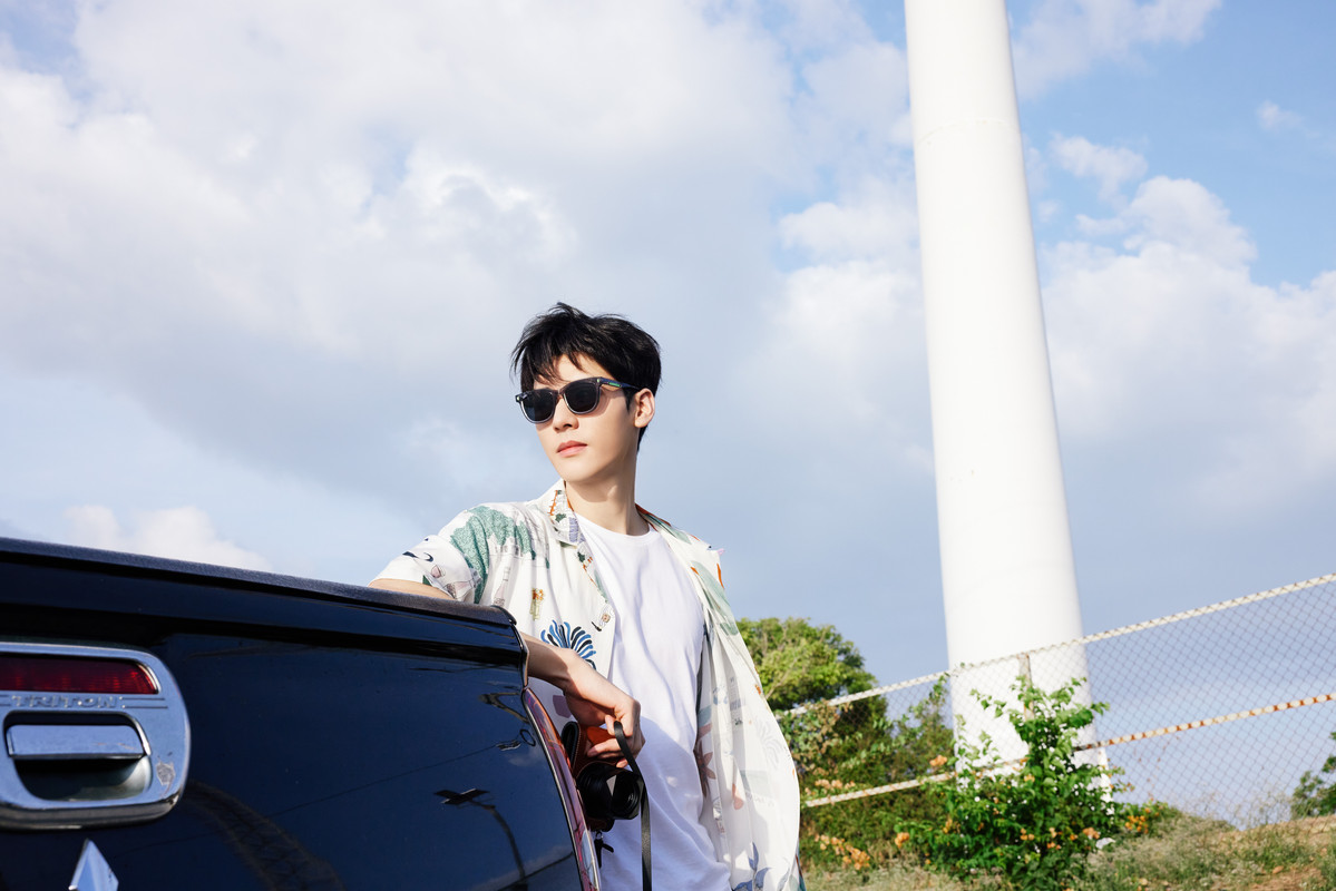 006DurXoly1he07hu1es6j36bk47s7wn