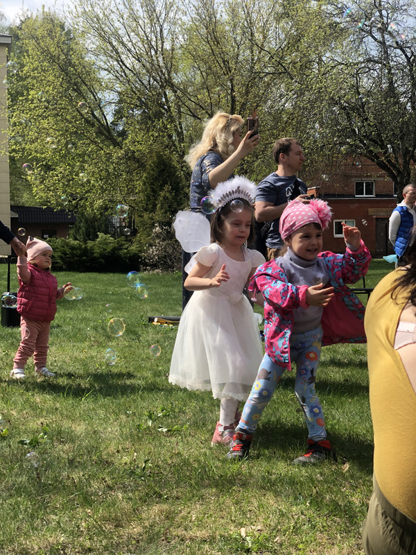 F5F969C2-95DD-4040-A1DB-B29526166741