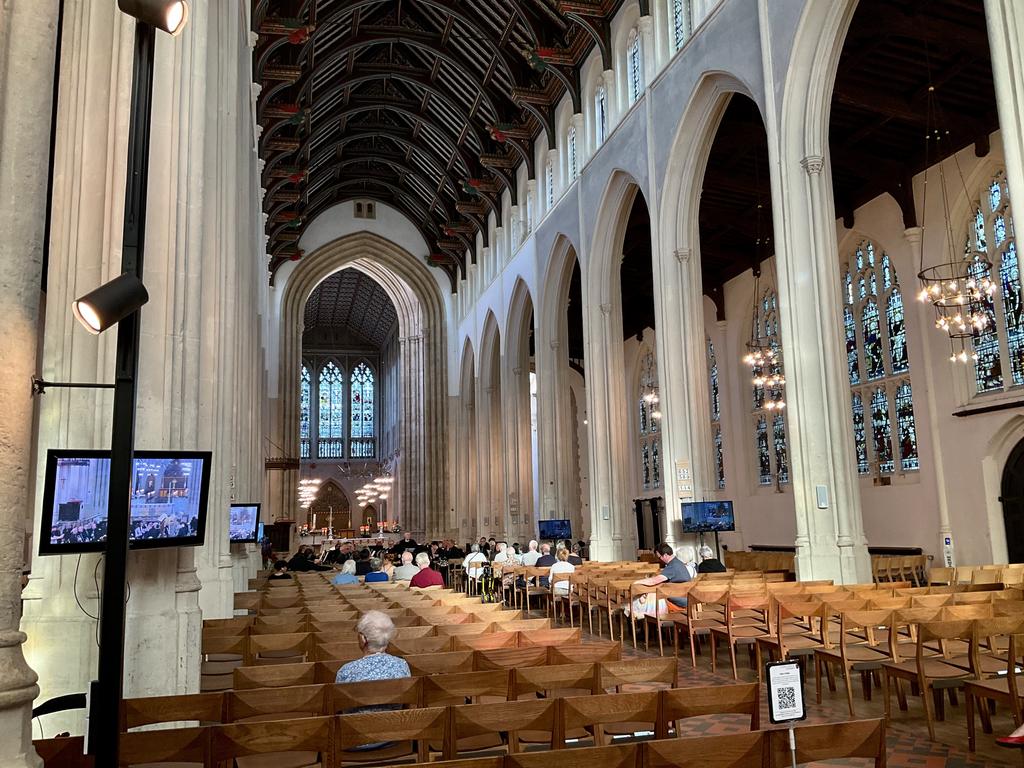 Пёстрая лента. Путешествие по сельским дорогам Англии в мае 2025 г.