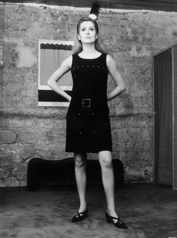 catherine_deneuve_md81
