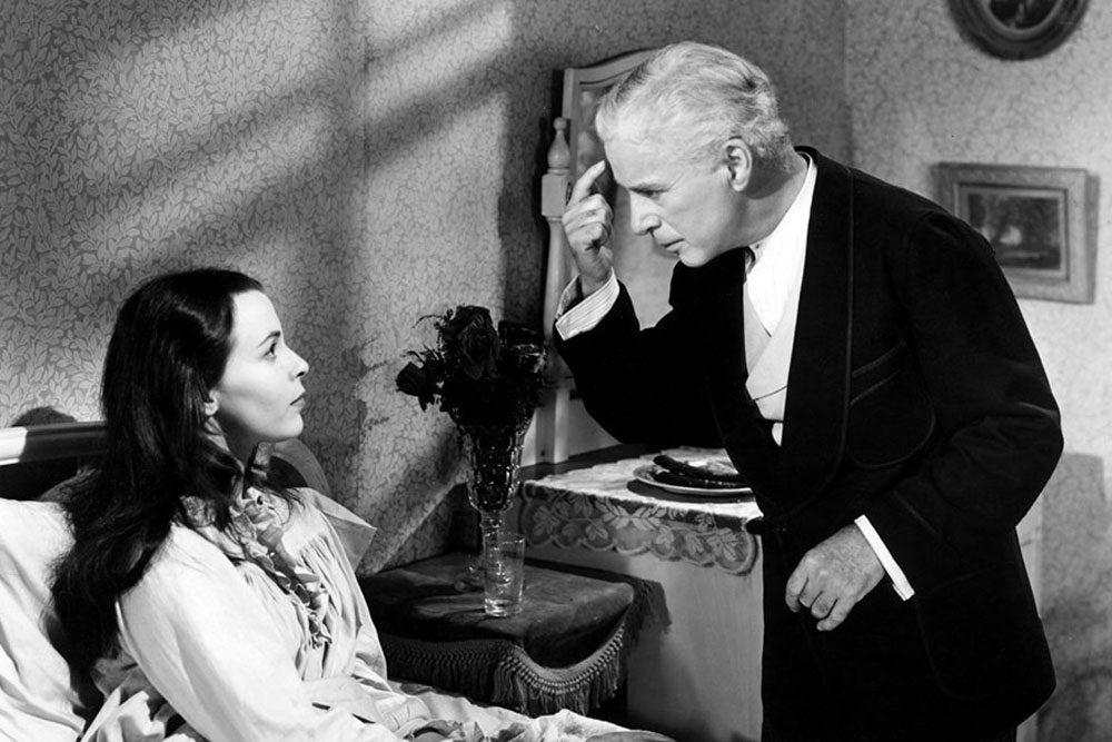 claire bloom ma68
