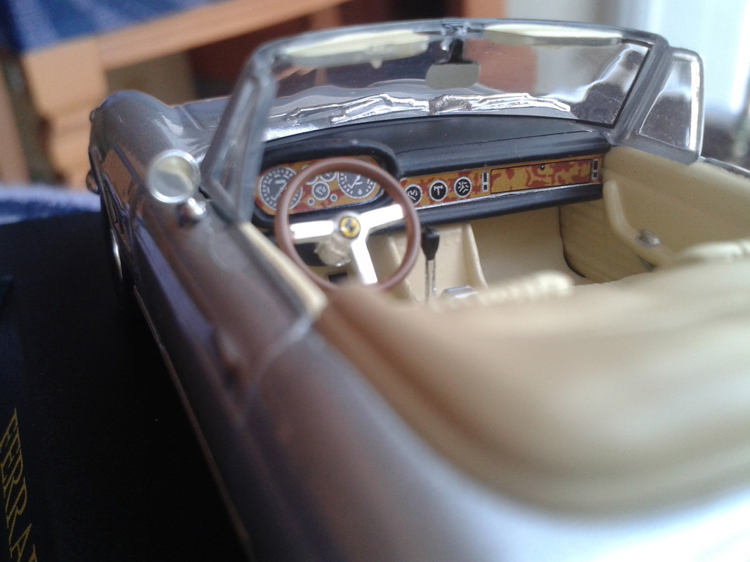 1967 Ferrari 330 GTS (Ixo - nº 30 Ferrari RBA) (13)