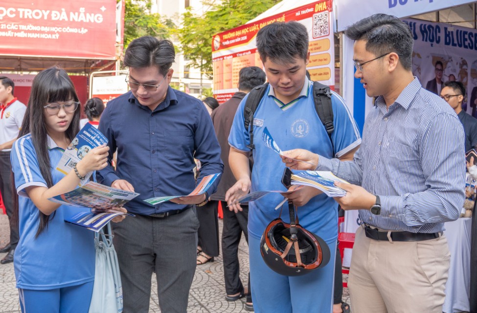 TVTSBao-Thanhnien22-3-202606