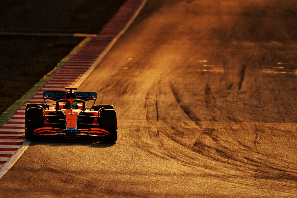 [Imagen: f1-test-barcellona-gallery-day1-521.jpg]