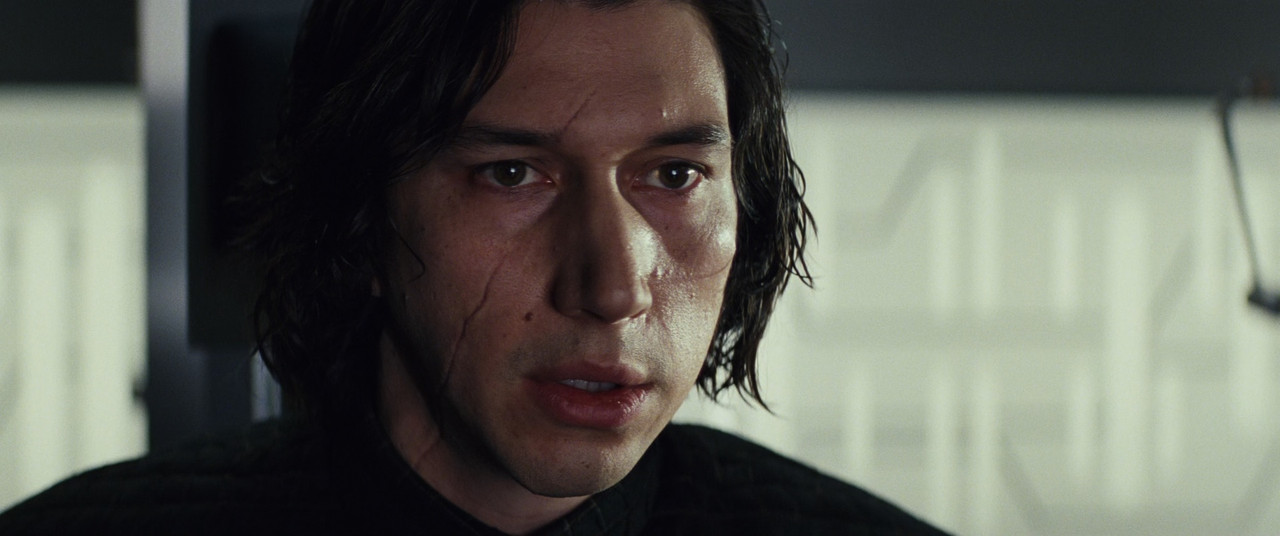 Star Wars - The Last Jedi (2017).mkv_snapshot_00.45.13_[2018.03.