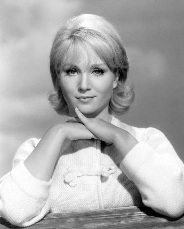 susan oliver a73