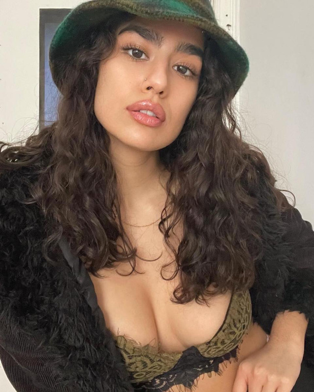 Luna Silver OnlyFans Pack ForoTrolls