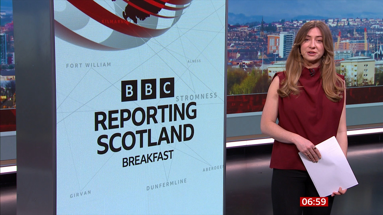 04.09 - 06.50.00 - Breakfast. The BBC's Breakfast programme features ....ts_snapshot_10.00.572