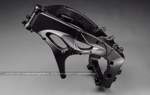 Новое расположение коленвала – это часть последнего YZFR от Новое расположение коленвала – это часть последнего YZFR от