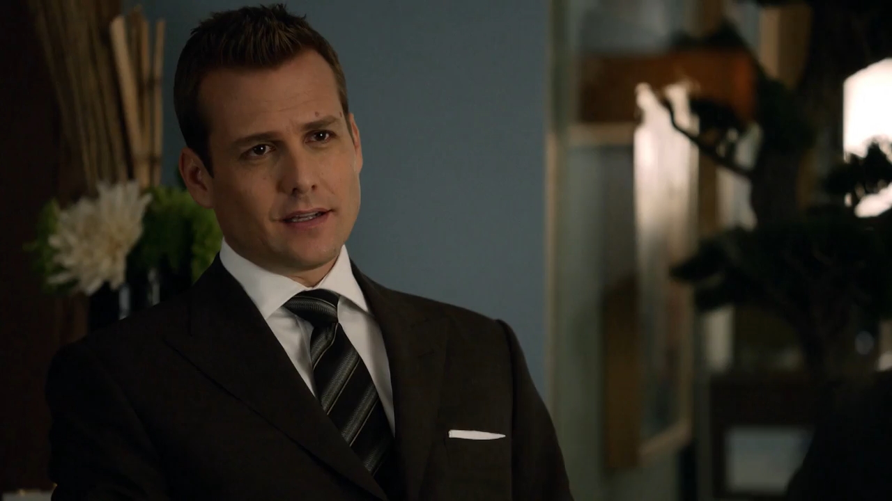 Suits 2012 WebRip Season 2 [Hindi + Tamil + English] 480p 720p ESub Screenshot
