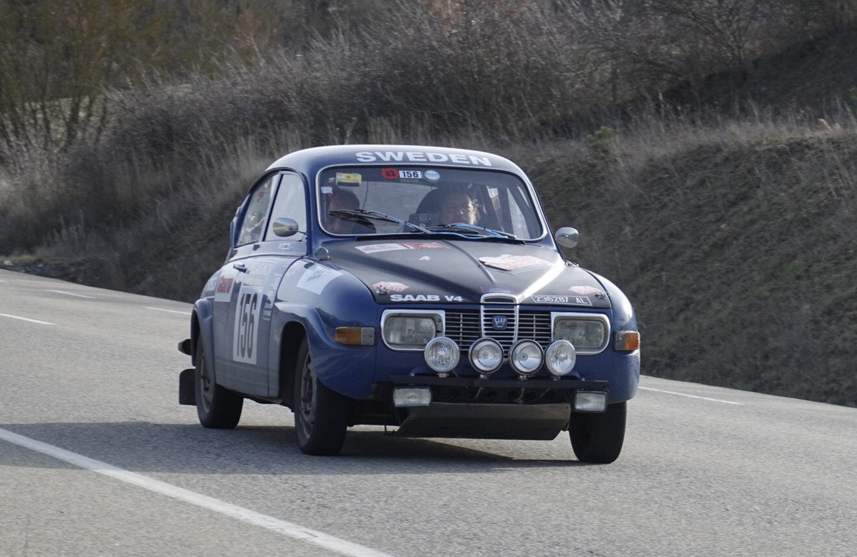 D915440D-EF12-4F1E-A841-005E94F4729B