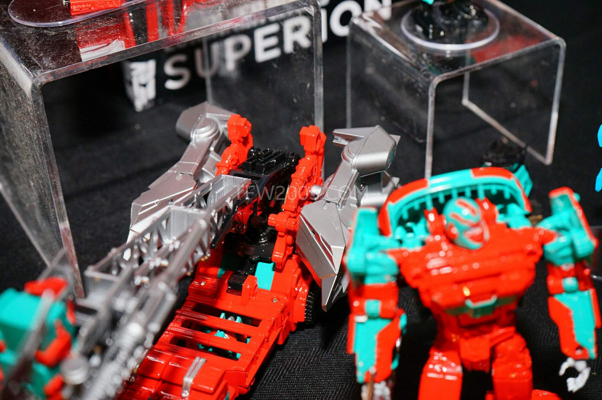 SDCC2015-Hasbro-Breakfast-Transformers-Combiner-