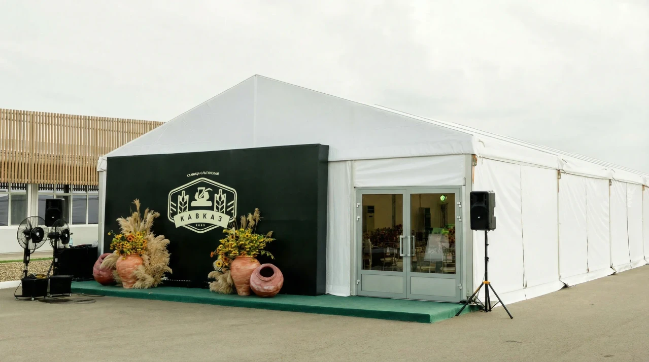 Шатер двухскатный 10х20 метров