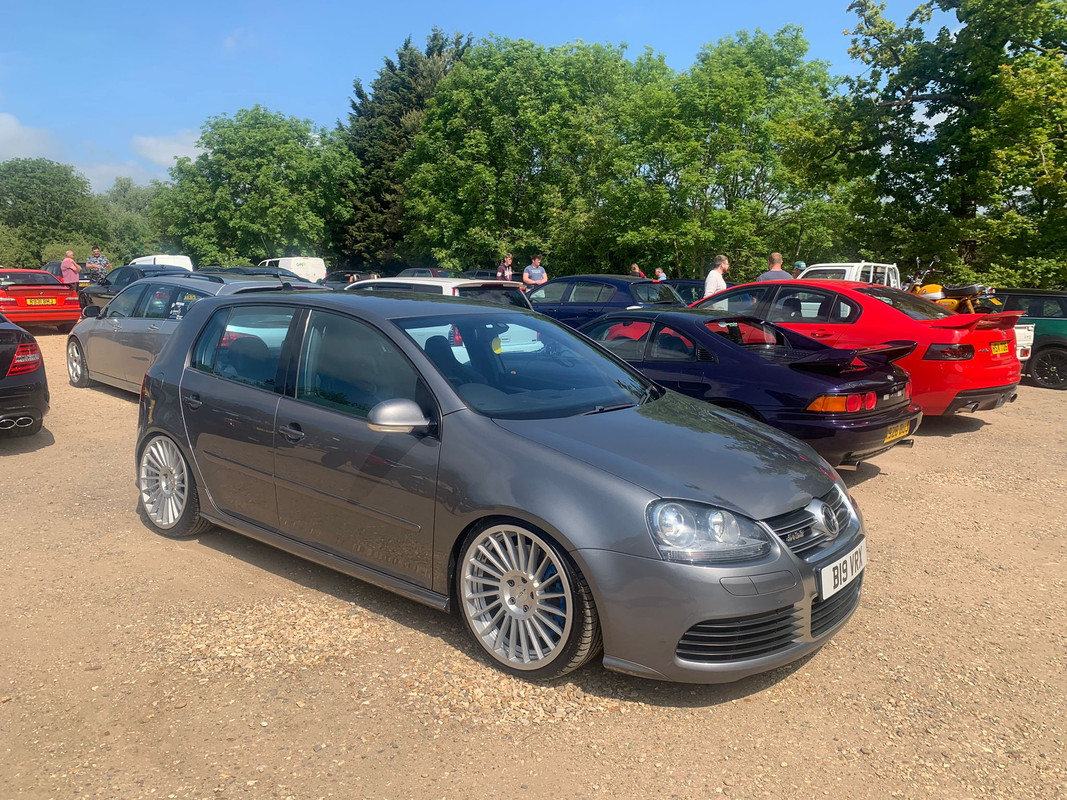 6B5C7E99-290A-402C-9EF5-D81AF0DE4352