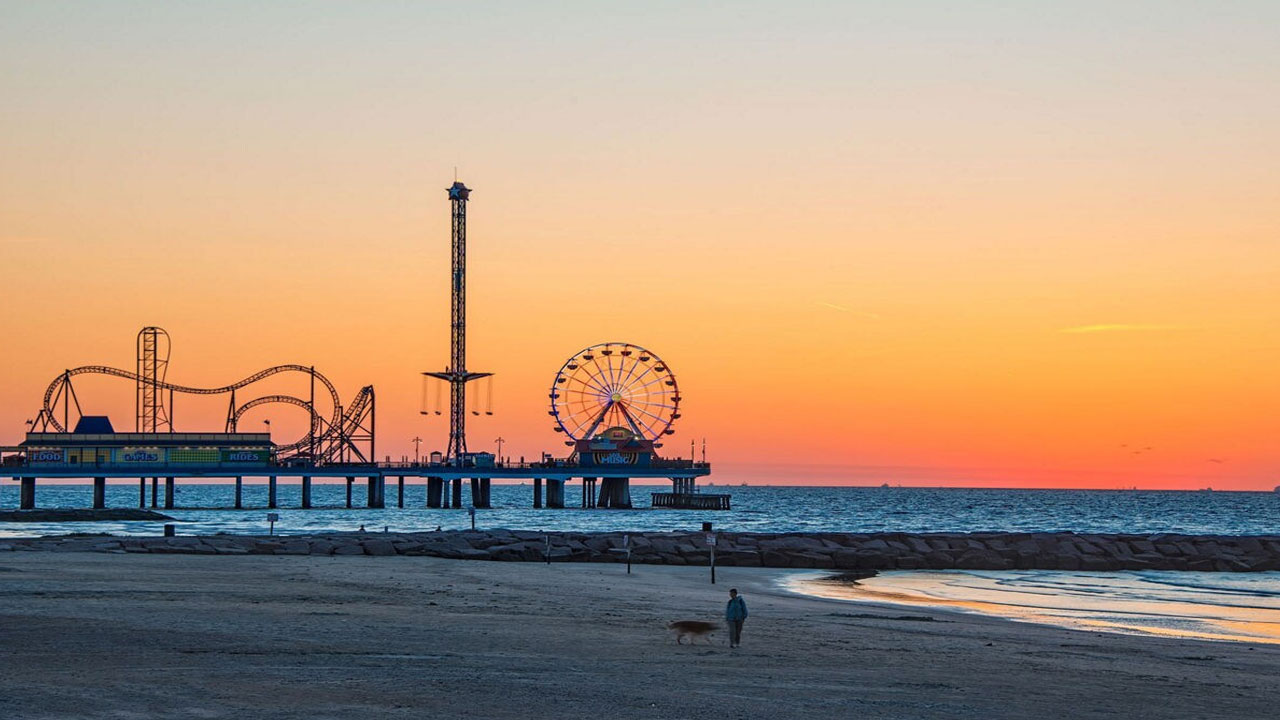 Keindahan Tersembunyi Pantai Galveston yang Wajib Kamu Kunjungi