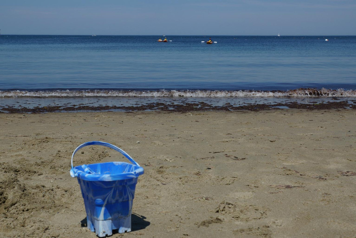 blue-beach-sand-vacation.jpg