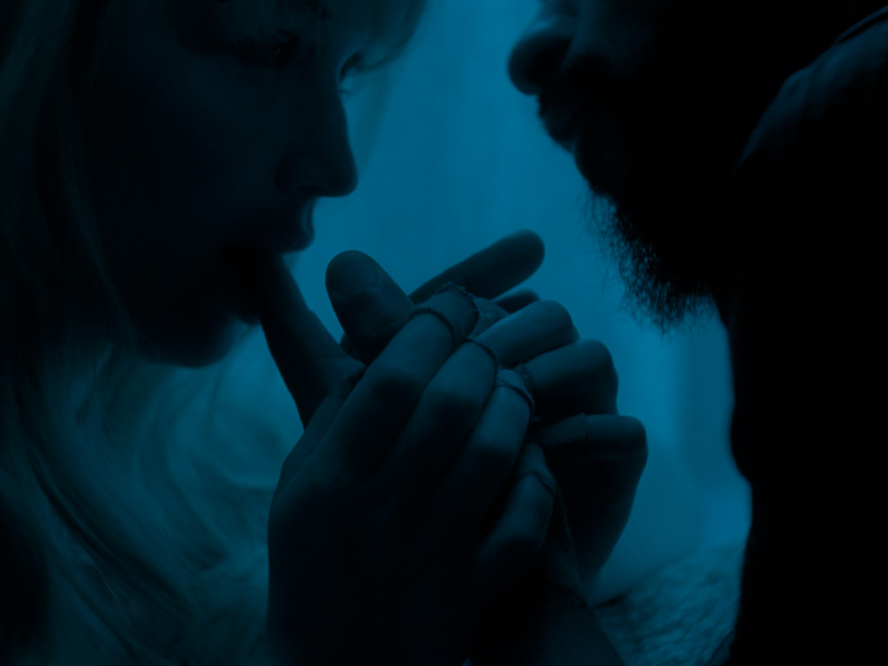 J Law Die My Love pt2 00 01 14 14 Still006