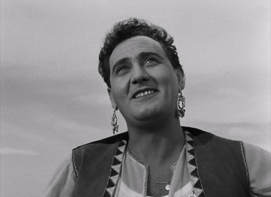 The White Sheik (1952) Criterion.mkv_004359.929