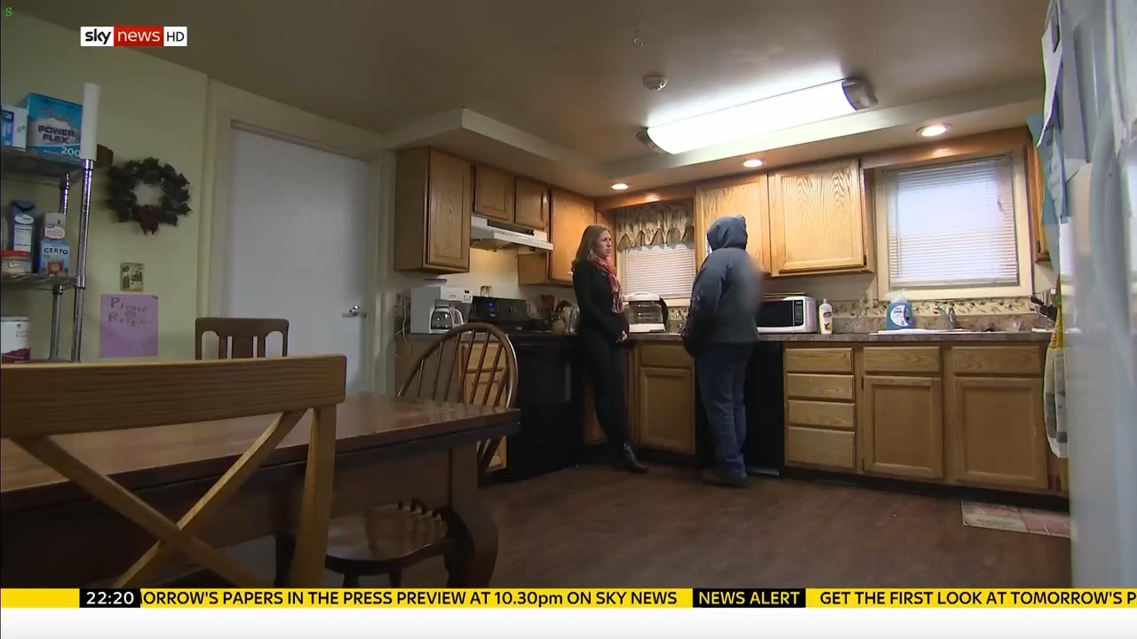 17 January - 22.00.00 - Sky News At 10. Anna Botting with the ma