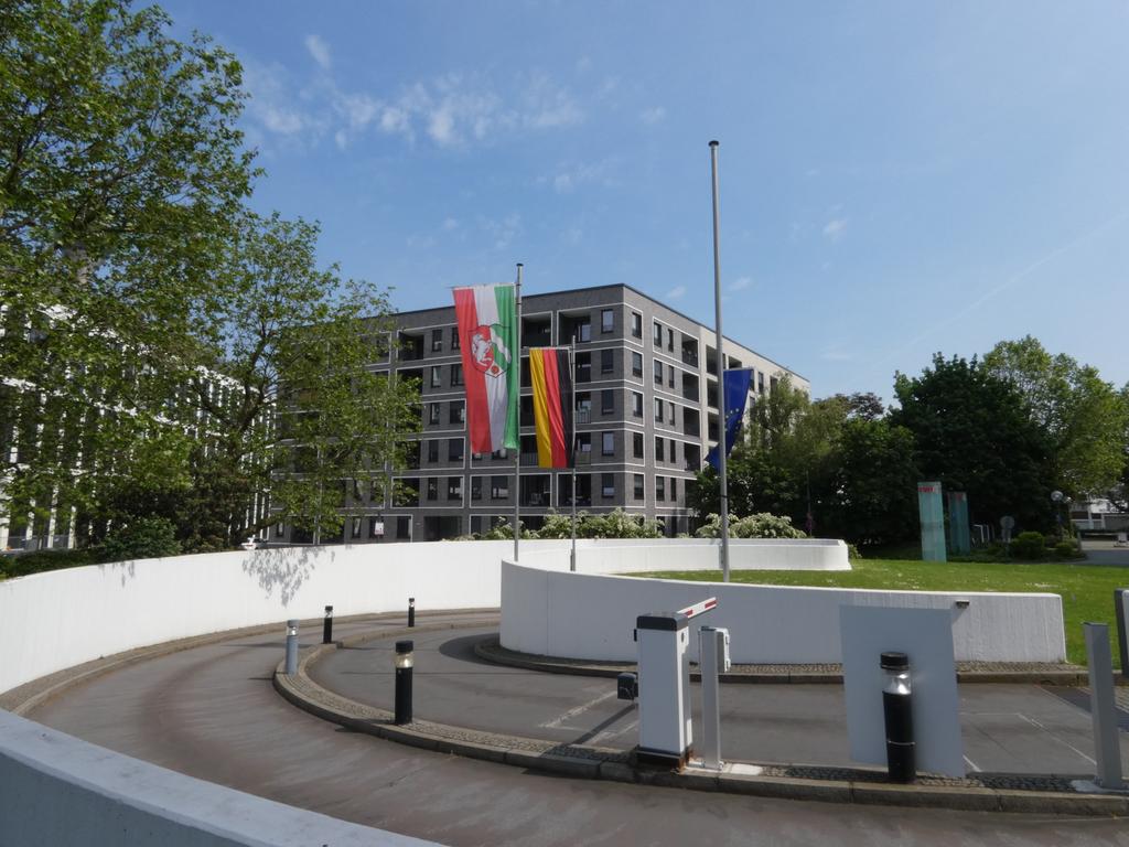 P1020111