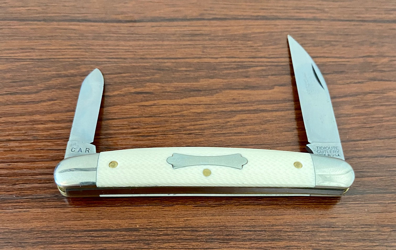 1FE87FE7-1CC8-4129-90E9-8B081B6B4AC2