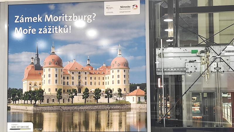 República Checa y sus pueblos-2025 - Blogs de Checa Rep. - Aeropuerto de Praga y alojamiento-20-9-2025 (9)