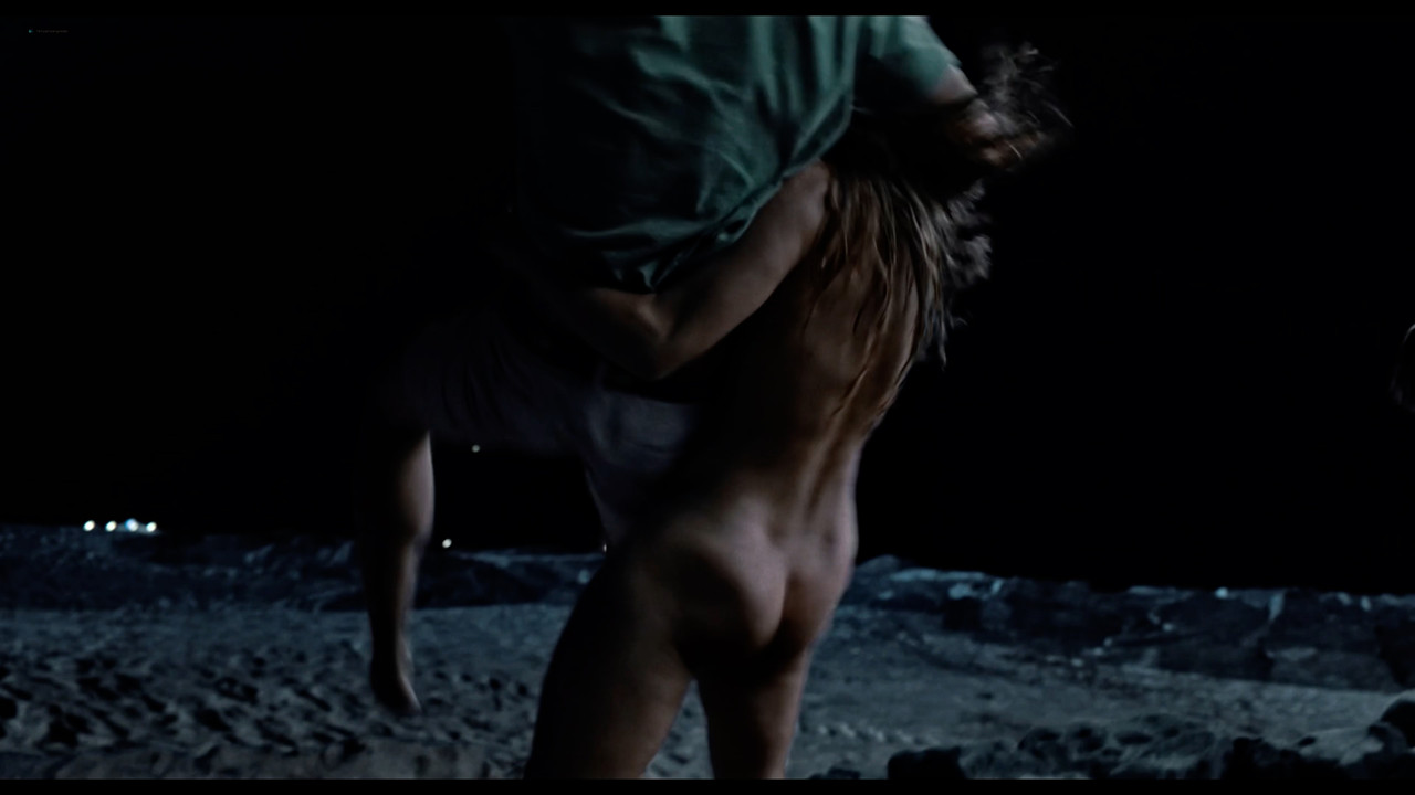 jlaw 4k.00_00_50_03.Still019