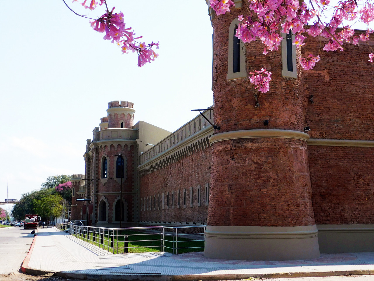 In a city like this, it's hard not to love art [Esp/Eng].