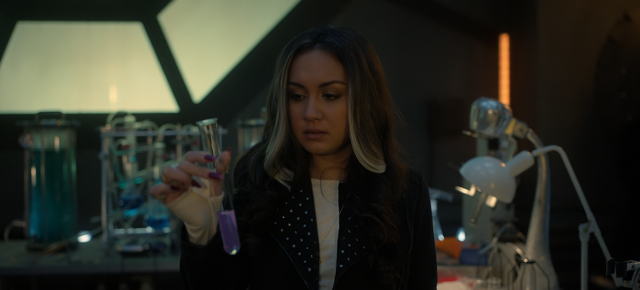 Stargirl.S03E02.Frenemies.-.Chapter.Two.The.Suspects.1080p.10bit.AMZN.WEB-DL.DDP5.1.HEVC-Vyndros.mkv