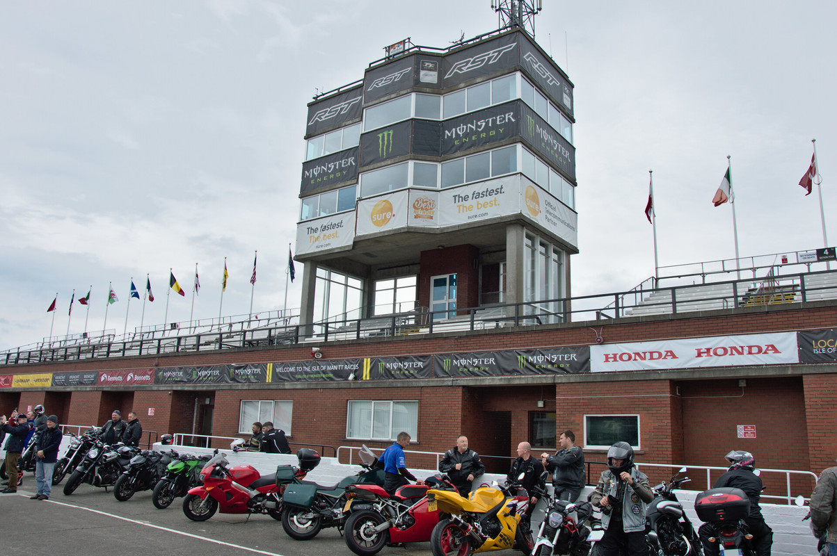 Vmax Tour 2019 au TT à l'île de Man R-DSD0166