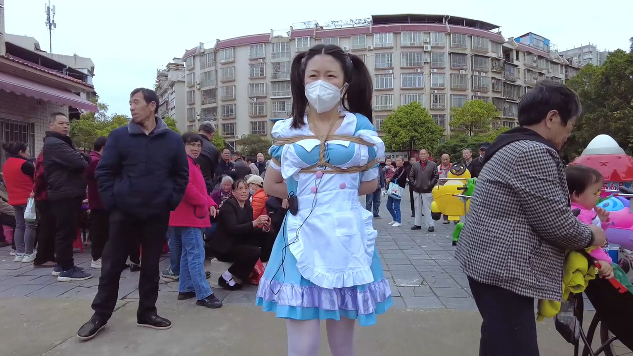 晓鹿原创 户外极限人多挑战.mp4_20230421_091418.704