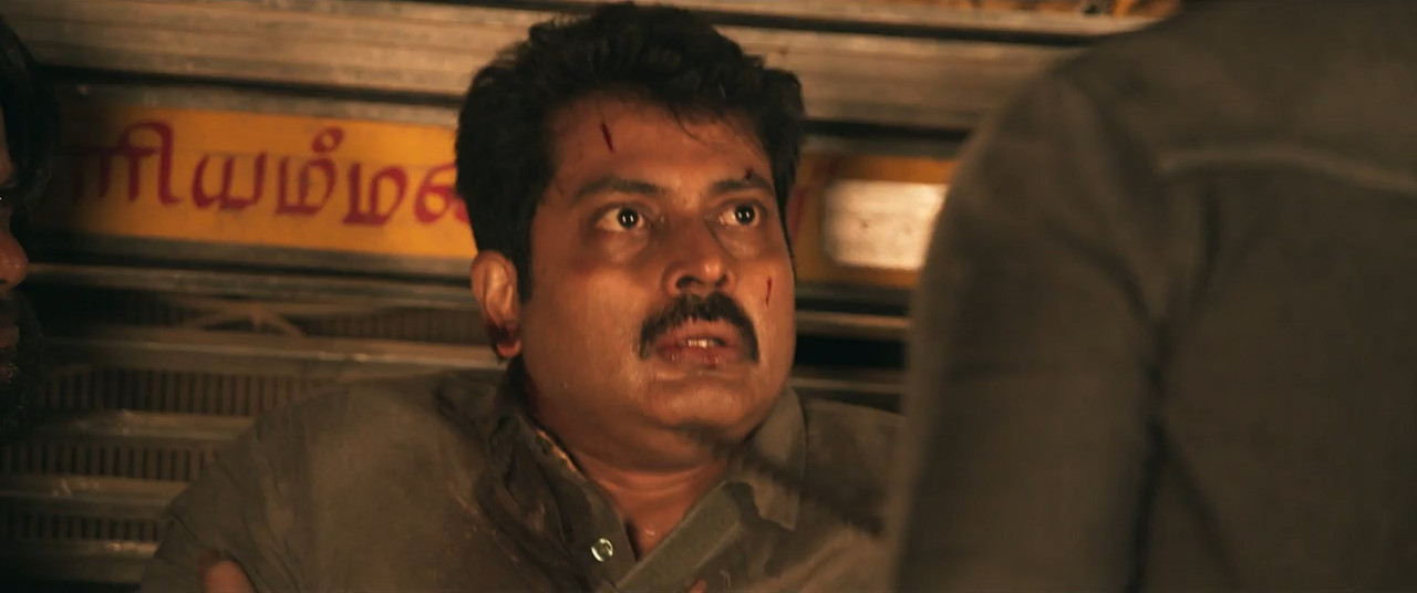 Kaithi 2019 WebRip [Hindi + Tamil] 480p, 720p ESub Screenshot