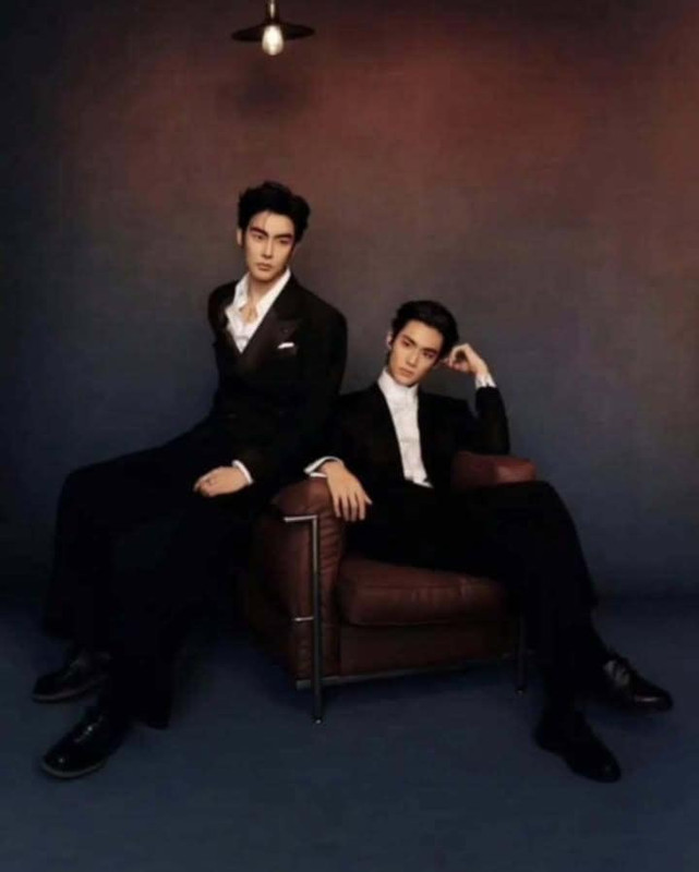 Galaxy-In-Your-Ear-4