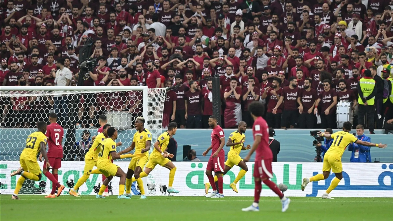 Orden y tranquilidad impera en el estadio por falta de alcohol en Qatar 2022